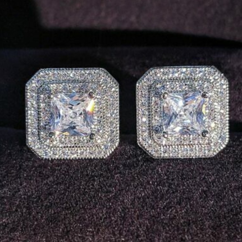 New Sterling silver diamond stud earrings